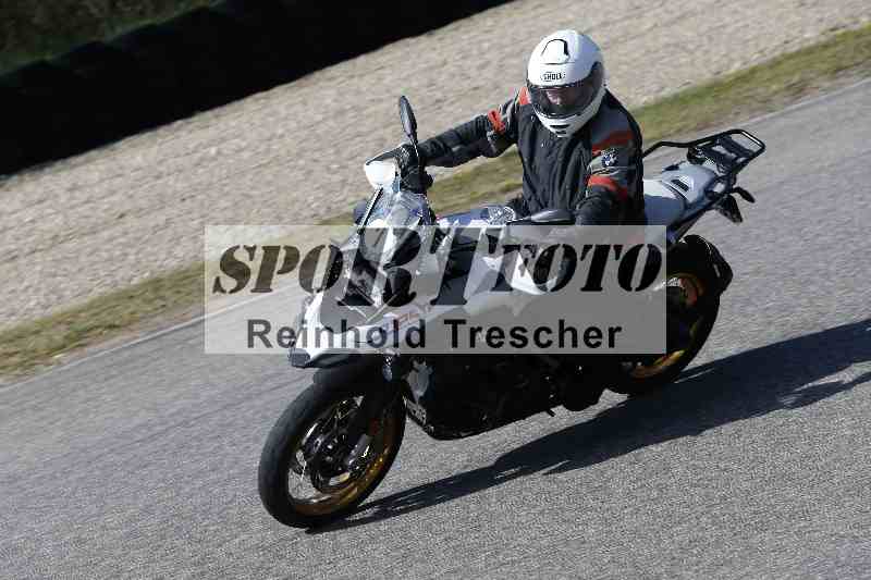 /01 02.04.2026 MAZ ADR/Gruppe gelb Gruppe gruen/1